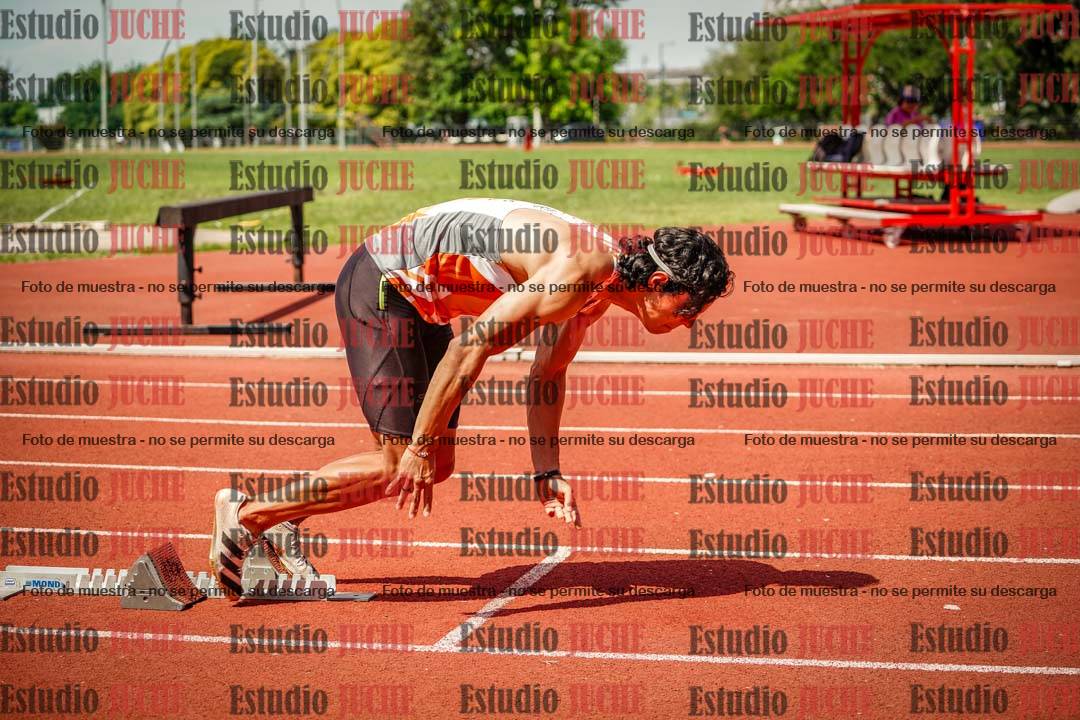 Fotos de los 400 m llanos de varones