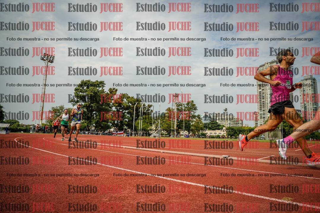 Fotos de los 3000 m llanos de varones