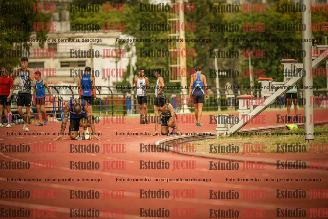 Fotos de los 200 m llanos de varones