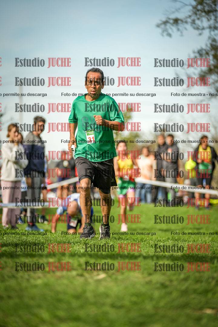 Fotos de la llegada del cross de 1500 m