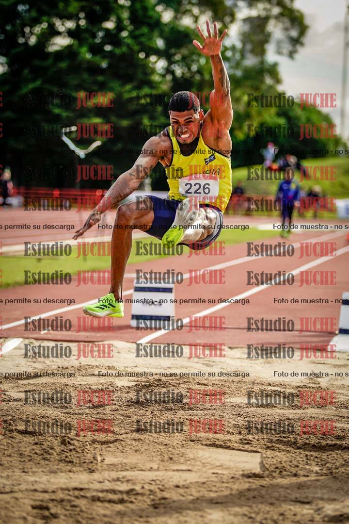 Fotos del salto en largo de varones - FINAL