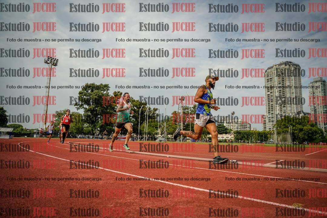 Fotos de los 3000 m llanos de varones