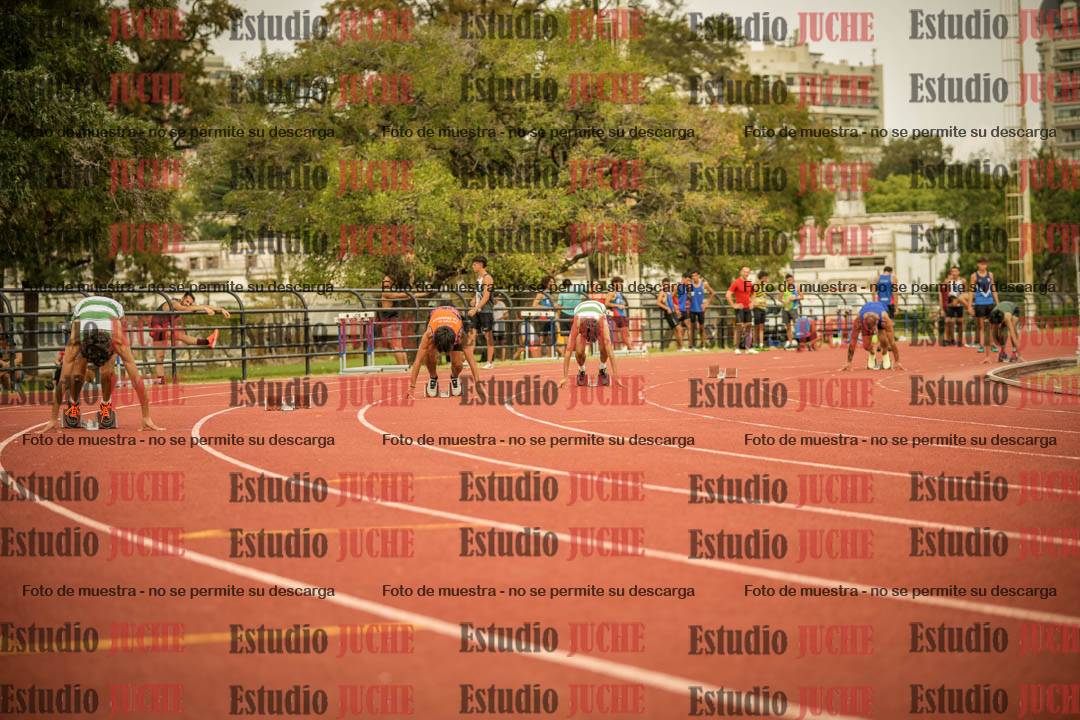 Fotos de los 200 m llanos de varones