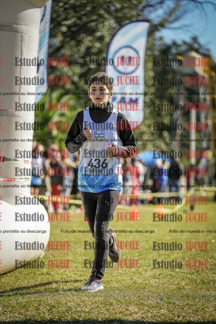 Fotos de la llegada del cross de 2000 m