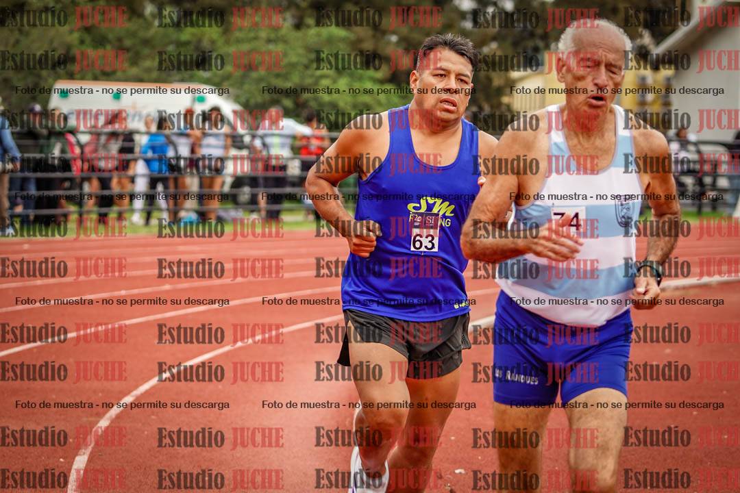 Fotos de los 800 m llanos de varones
