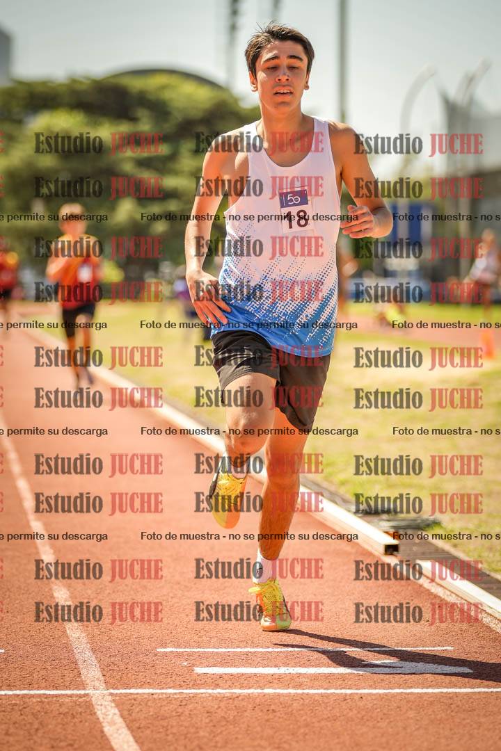 Fotos de los 600 m llanos de varones