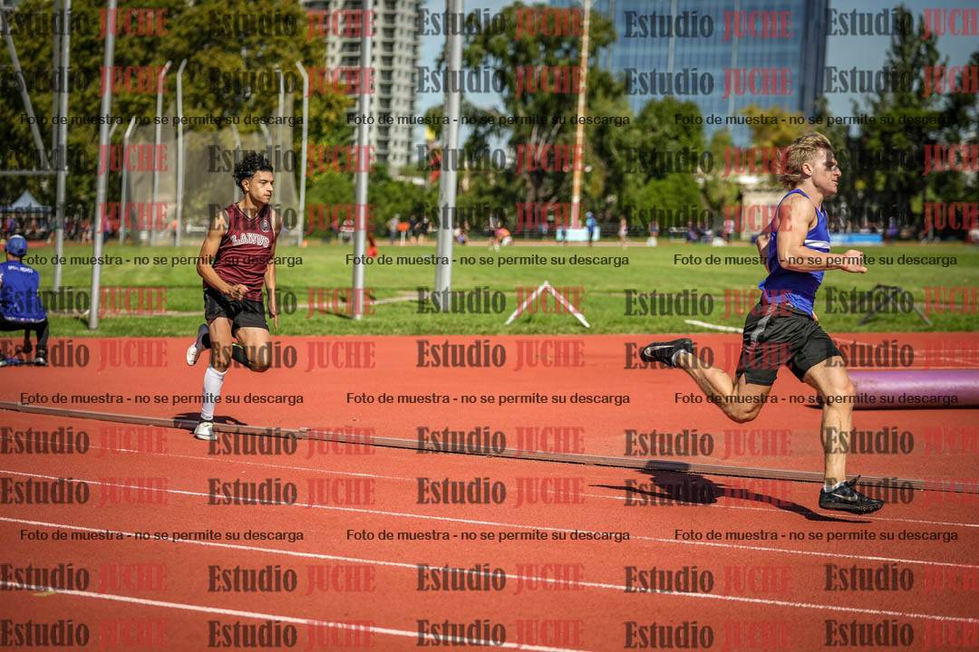 Fotos de los 200 m llanos de varones