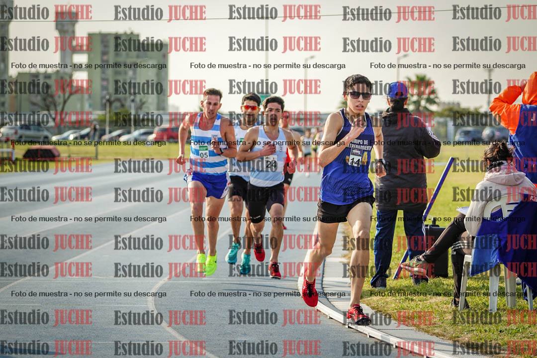 Fotos de los 3000 m llanos de varones
