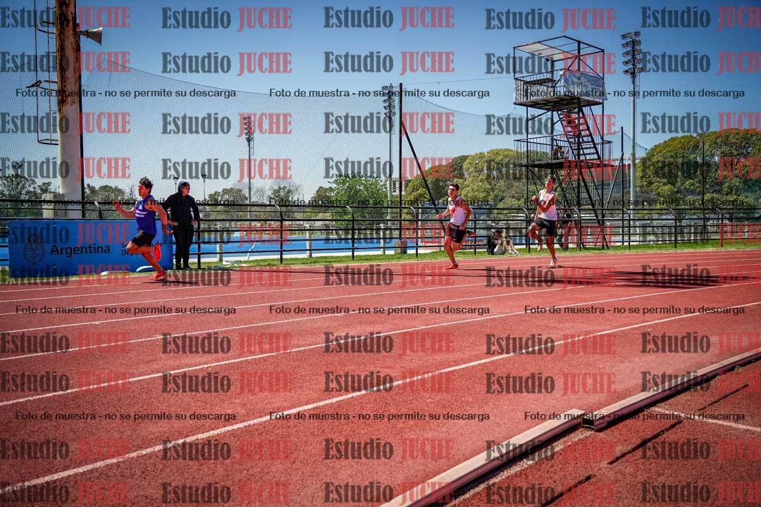 Fotos de los 200 m llanos de varones