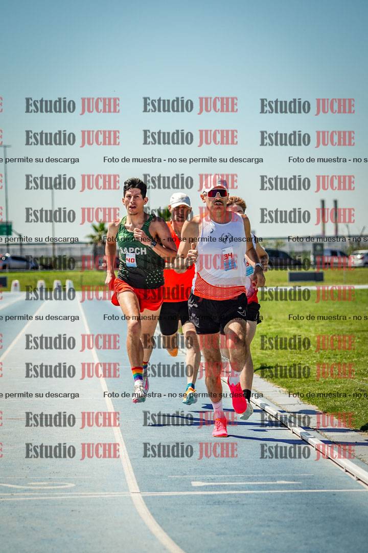 Fotos de los 800 m llanos de varones