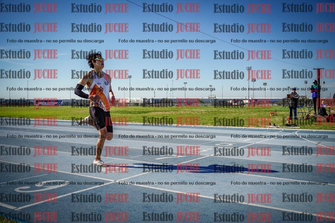 Fotos de los 400 m llanos de varones