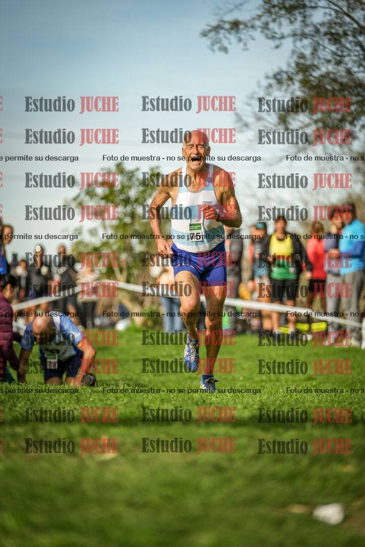 Fotos de la llegada del cross de 1500 m