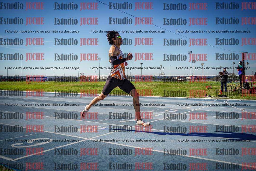 Fotos de los 400 m llanos de varones
