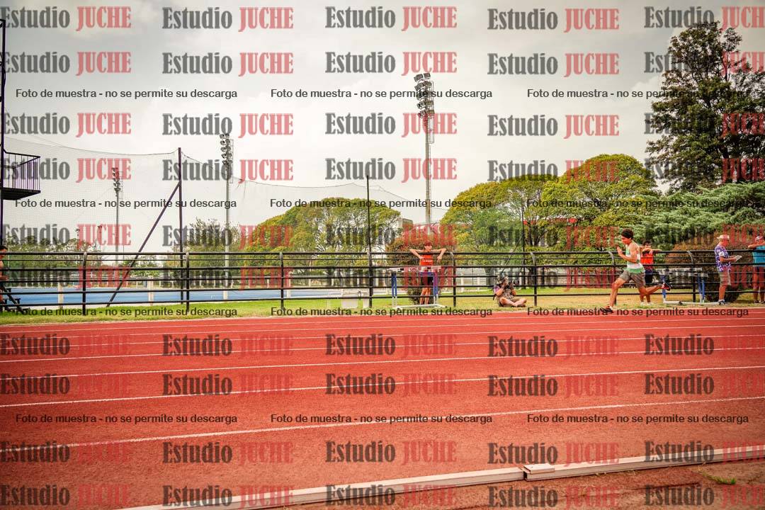 Fotos de los 200 m llanos de varones