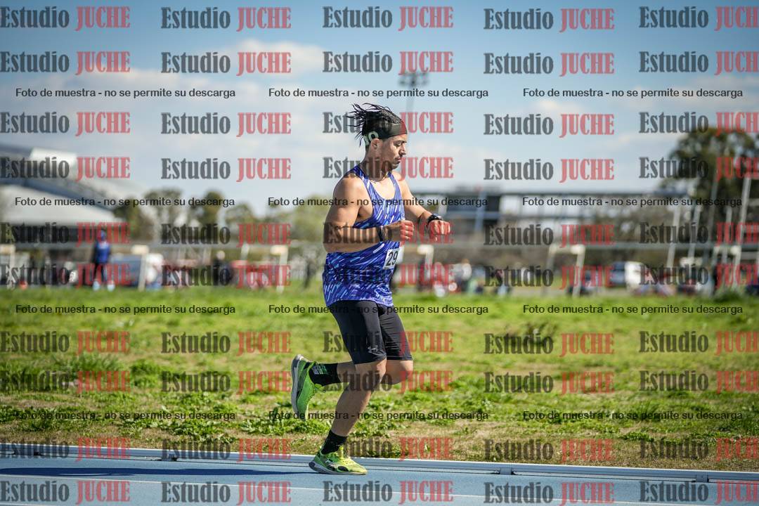 Fotos de los 5000 m llanos de mujeres y varones