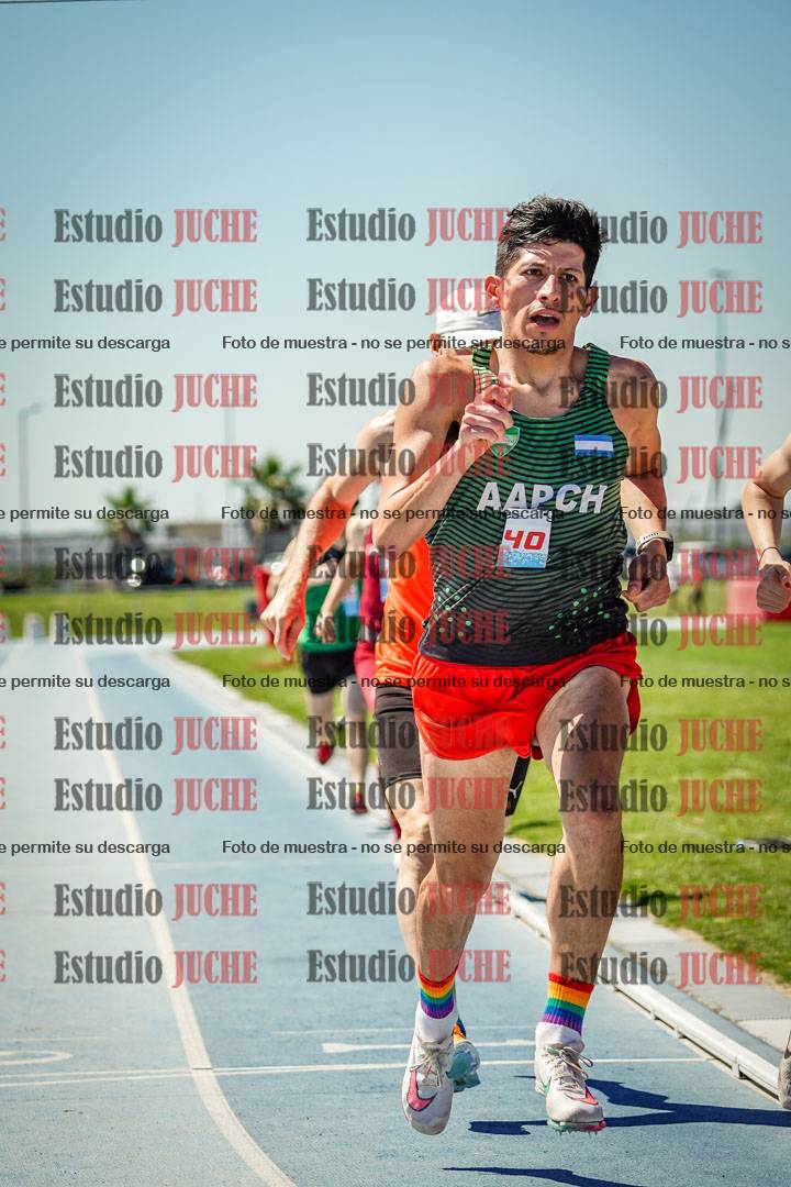 Fotos de los 800 m llanos de varones