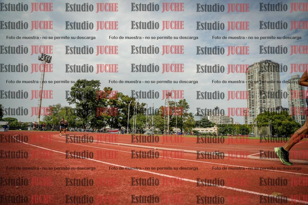Fotos de los 3000 m llanos de varones