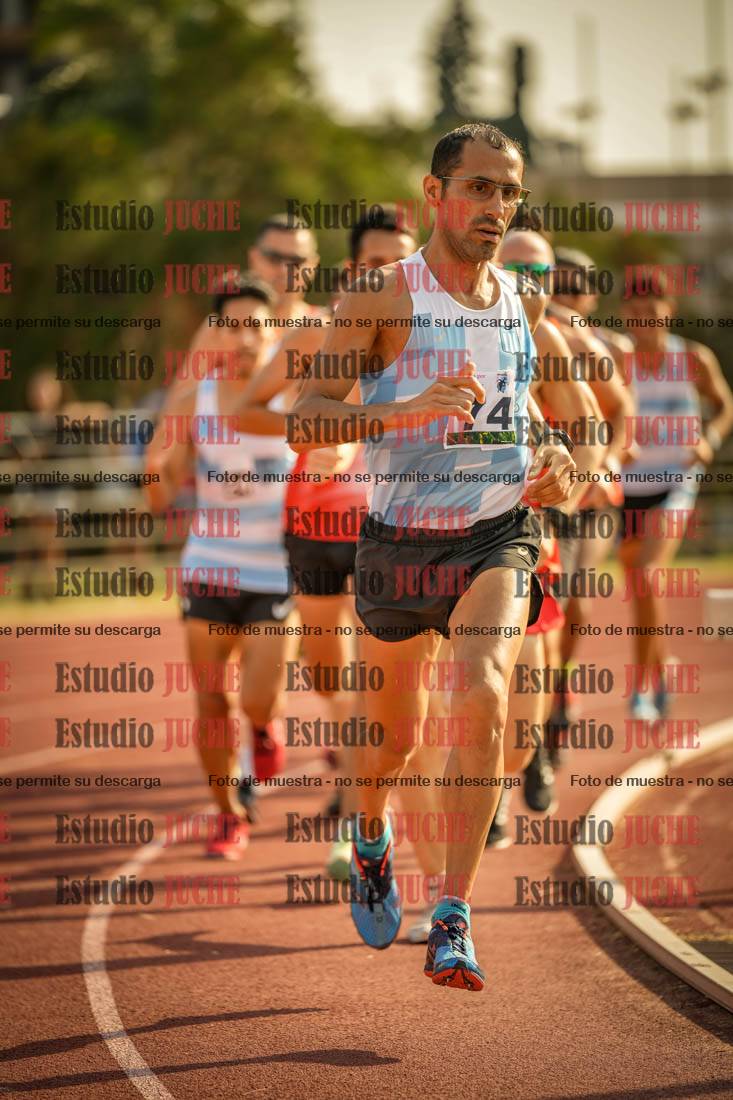 Fotos de los 1500 m llanos de varones