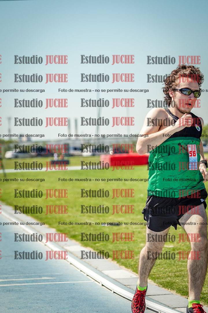 Fotos de los 800 m llanos de varones