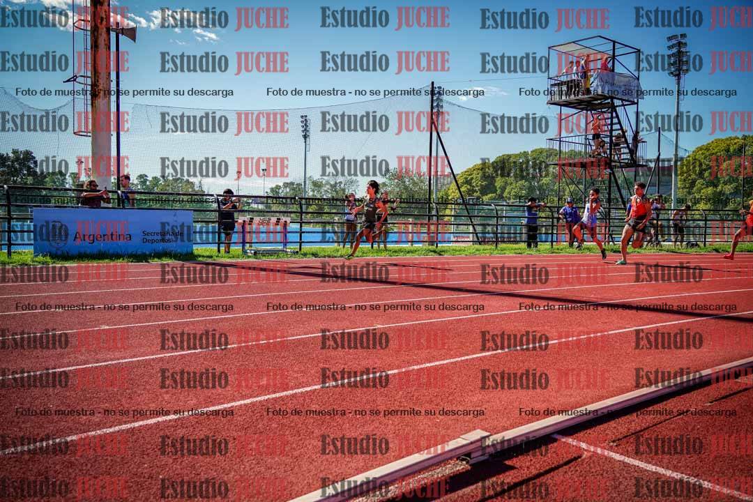 Fotos de los 200 m llanos de varones