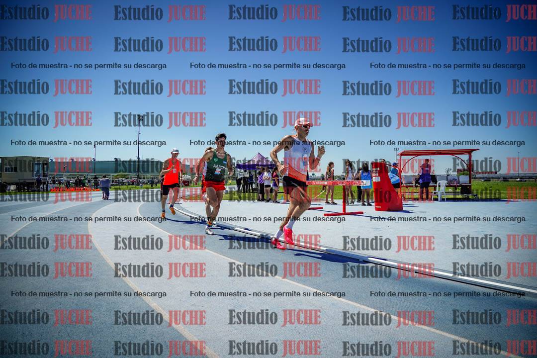 Fotos de los 800 m llanos de varones