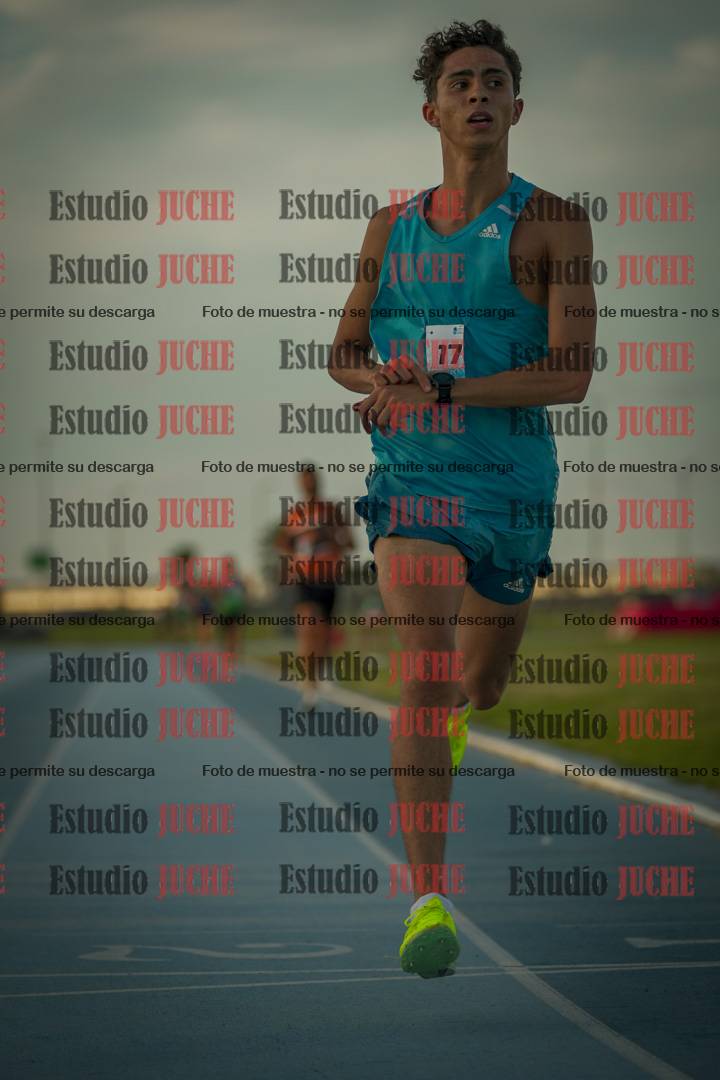 Fotos de los 3000 m llanos de varones