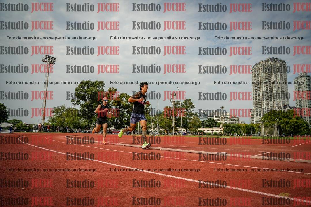 Fotos de los 3000 m llanos de varones