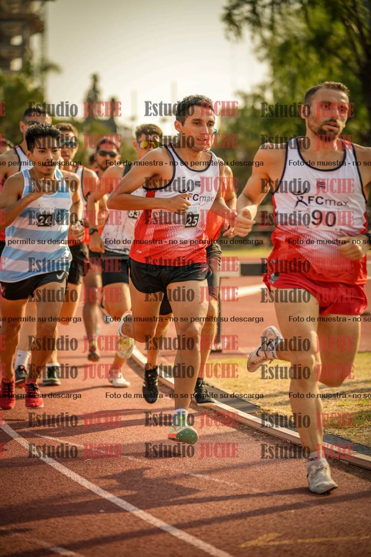 Fotos de los 1500 m llanos de varones