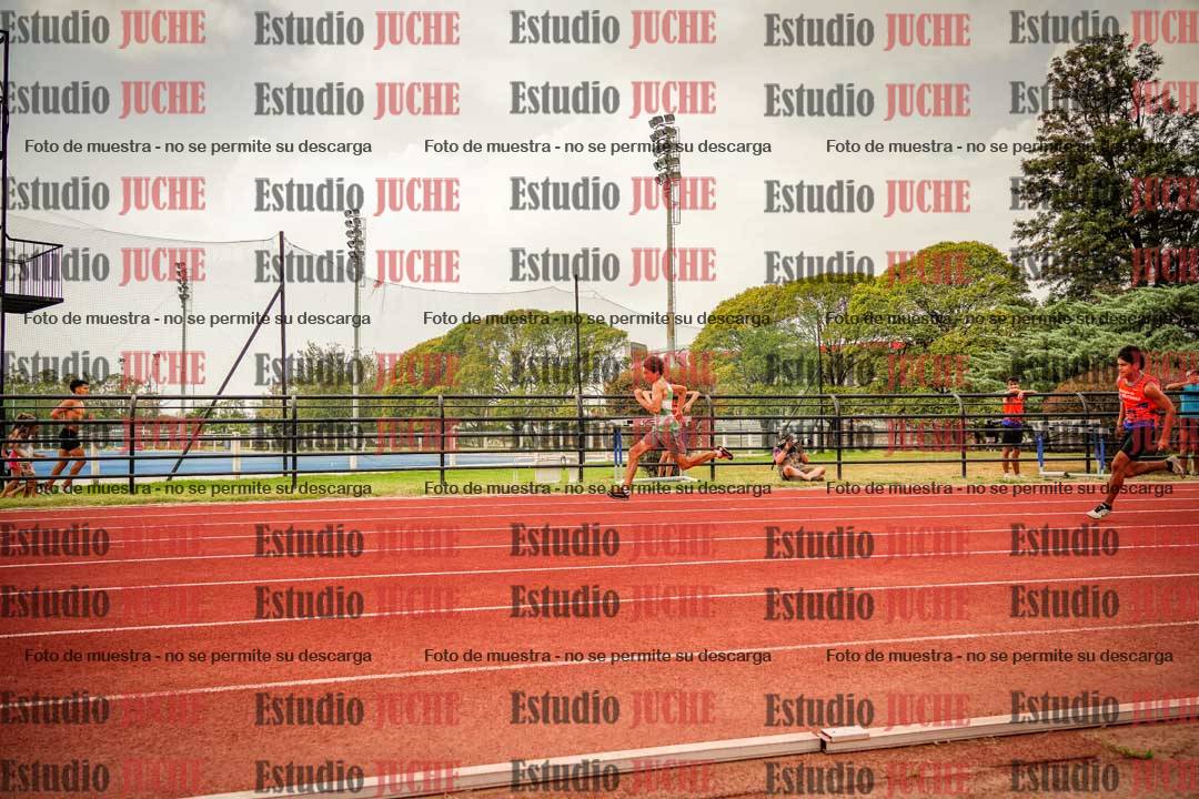 Fotos de los 200 m llanos de varones