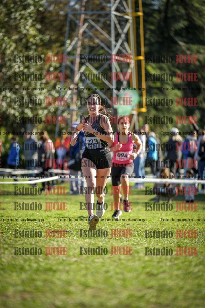 Fotos de la llegada del cross de 6000 m
