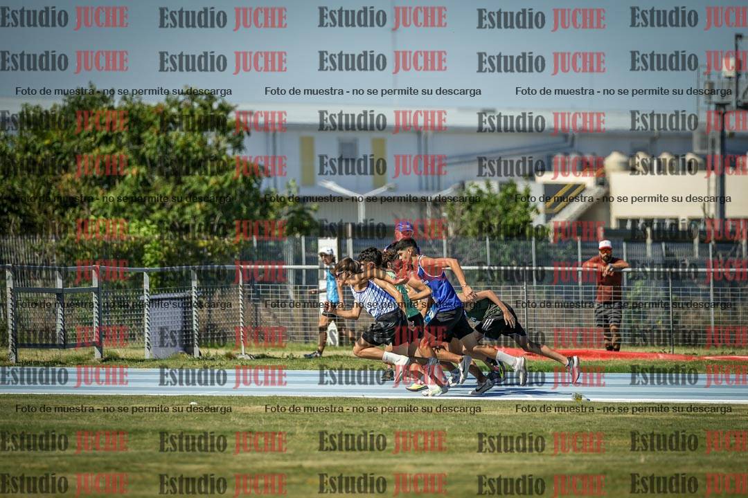 Fotos de los 600 m llanos de varones