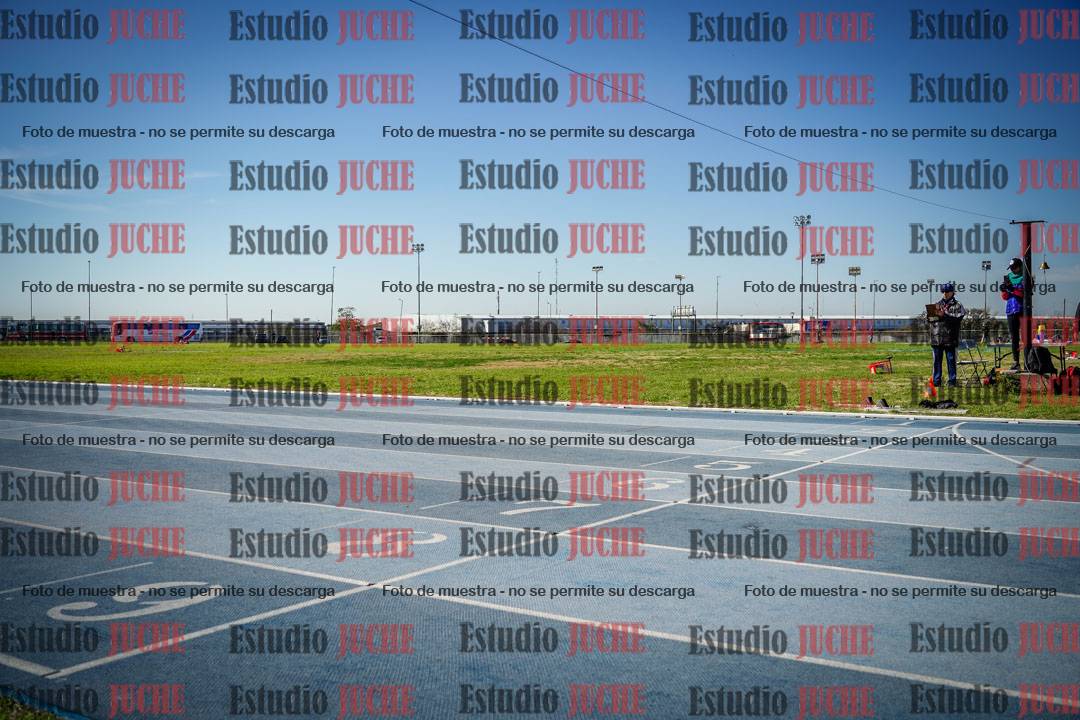 Fotos de los 400 m llanos de varones