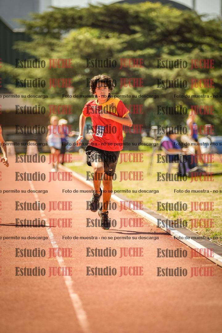 Fotos de los 600 m llanos de varones