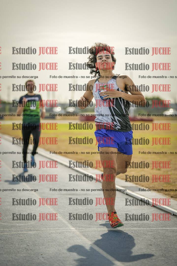 Fotos de los 800 m llanos de varones