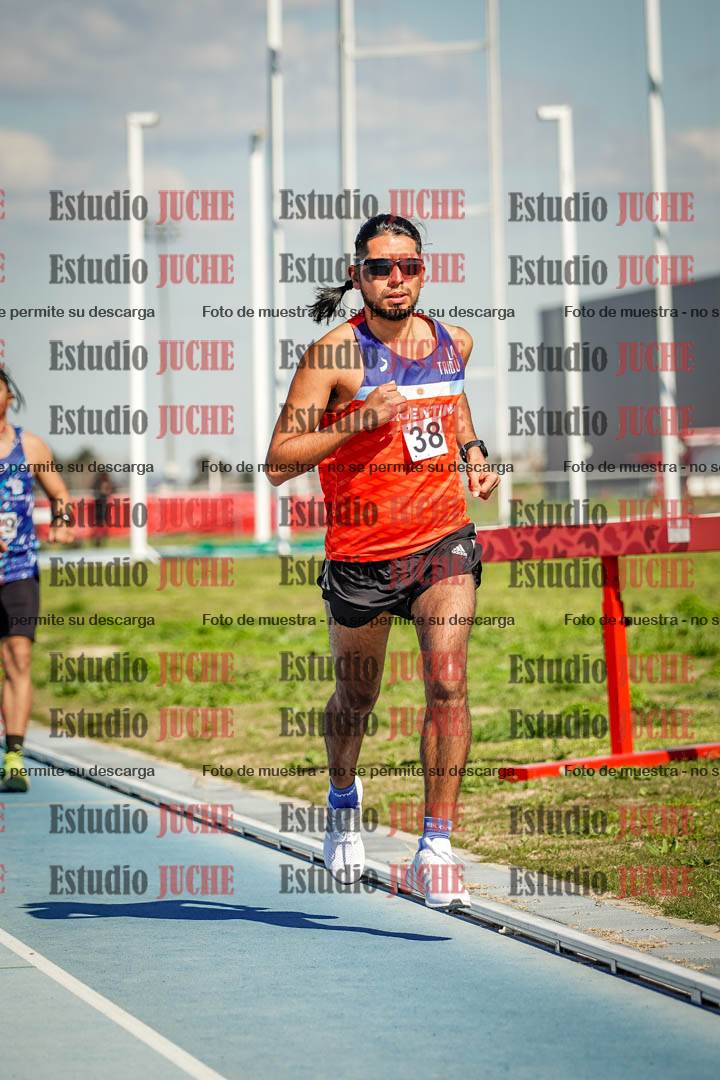 Fotos de los 5000 m llanos de mujeres y varones