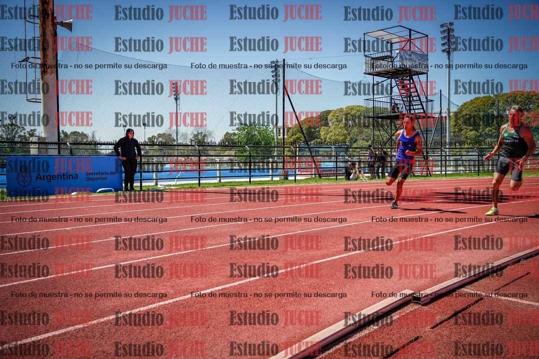 Fotos de los 200 m llanos de varones