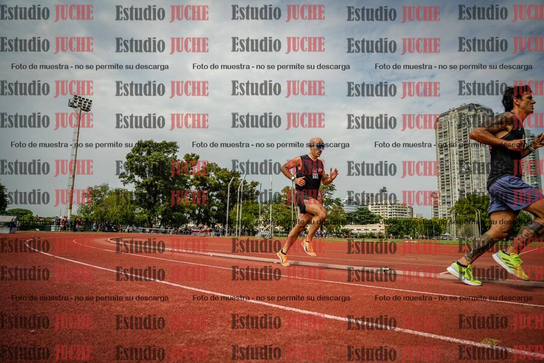 Fotos de los 3000 m llanos de varones