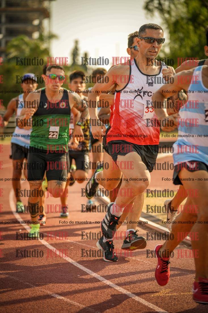 Fotos de los 1500 m llanos de varones