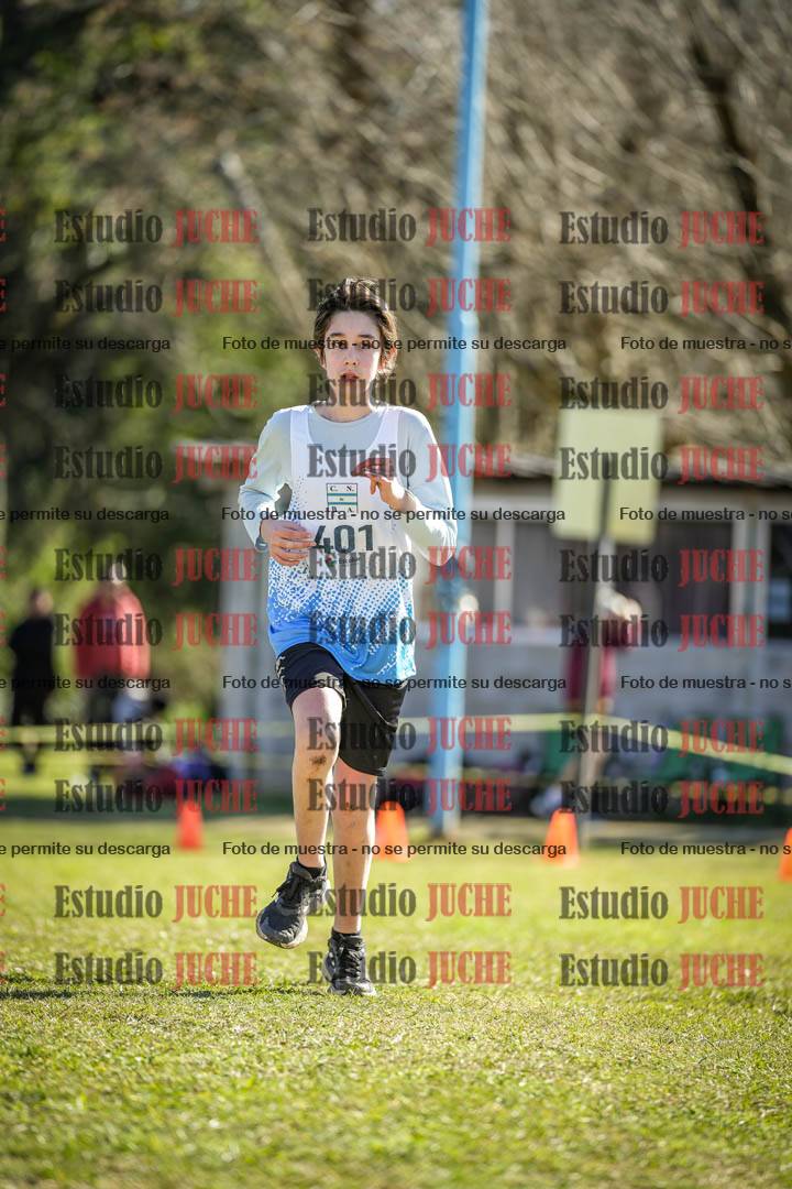 Fotos de la llegada del cross de 2000 m
