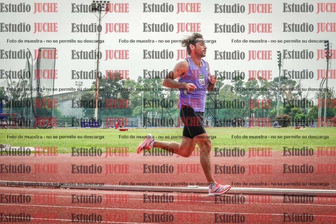 Fotos de los 3000 m llanos de varones