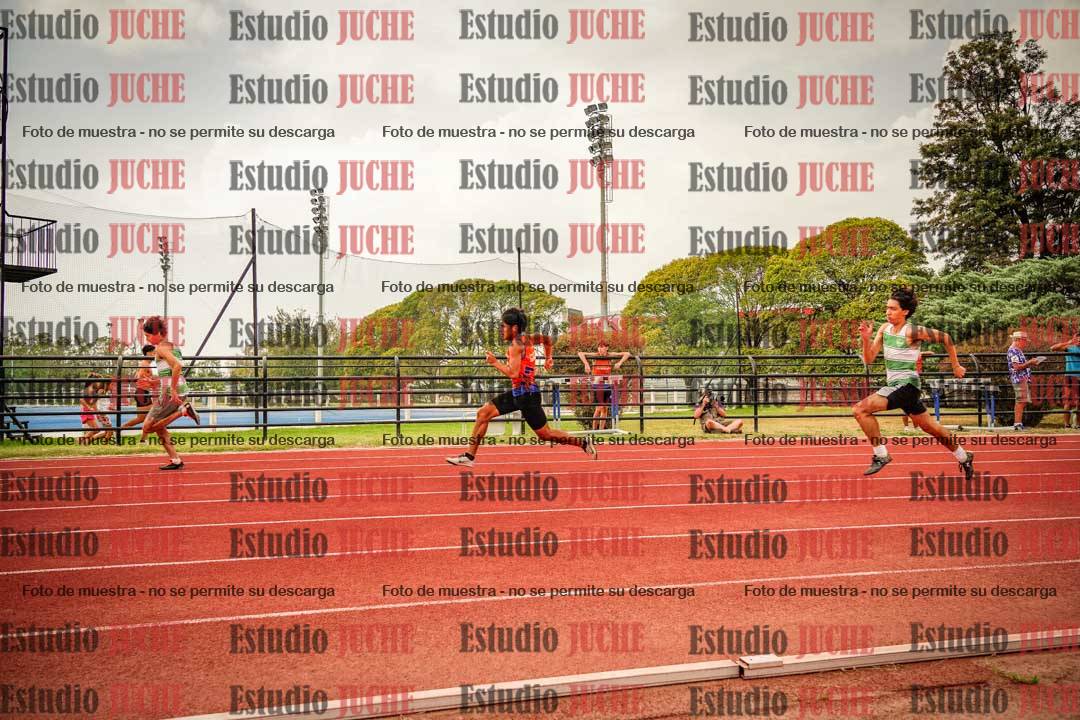 Fotos de los 200 m llanos de varones