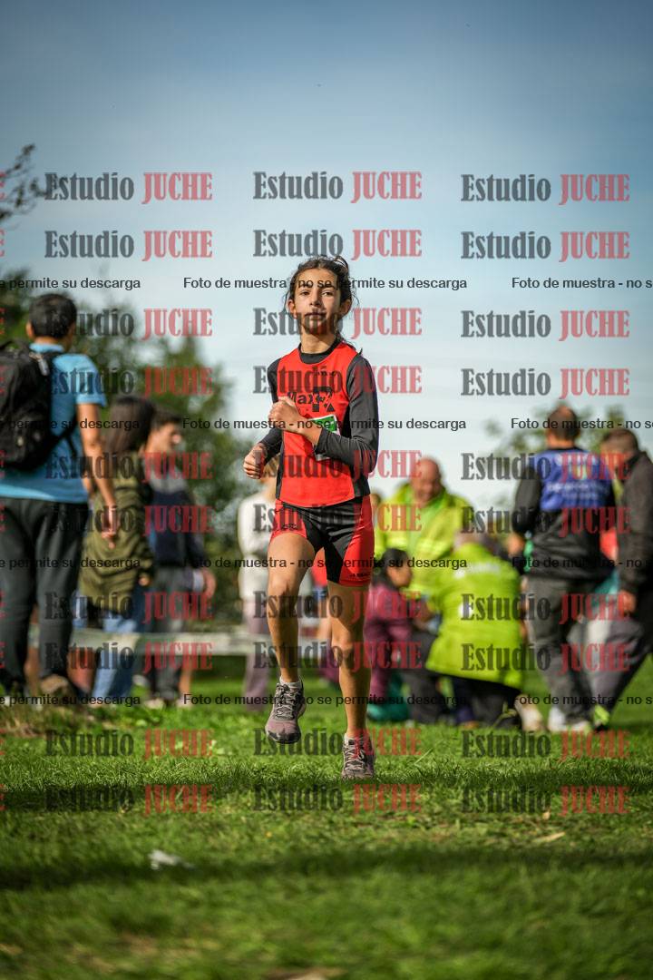 Fotos de la llegada del cross de 1500 m