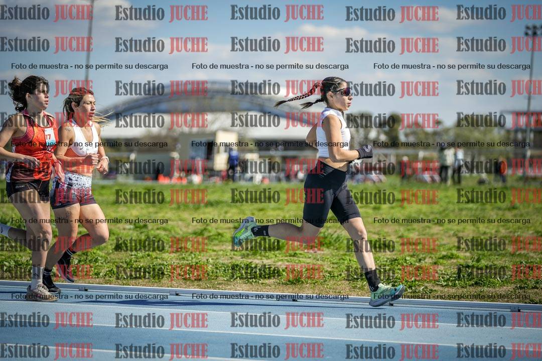 Fotos de los 5000 m llanos de mujeres y varones