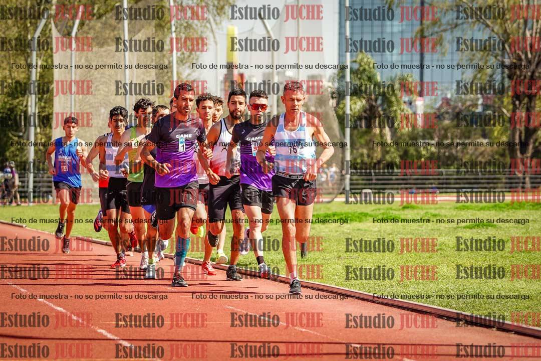 Fotos de los 1500 m llanos de varones