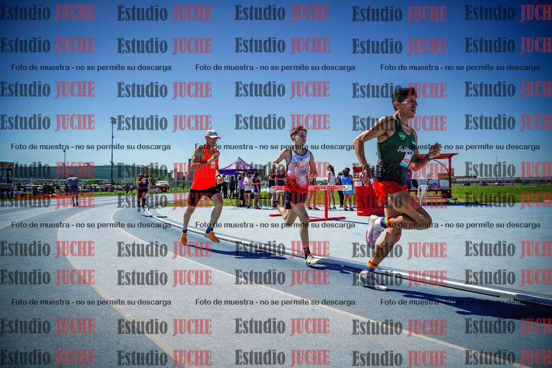 Fotos de los 800 m llanos de varones