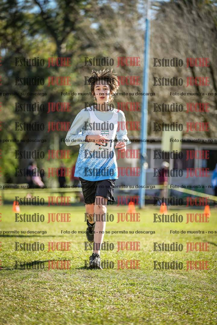 Fotos de la llegada del cross de 2000 m