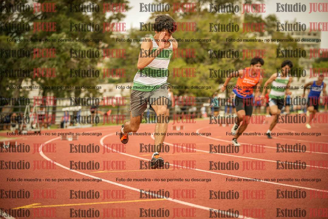 Fotos de los 200 m llanos de varones