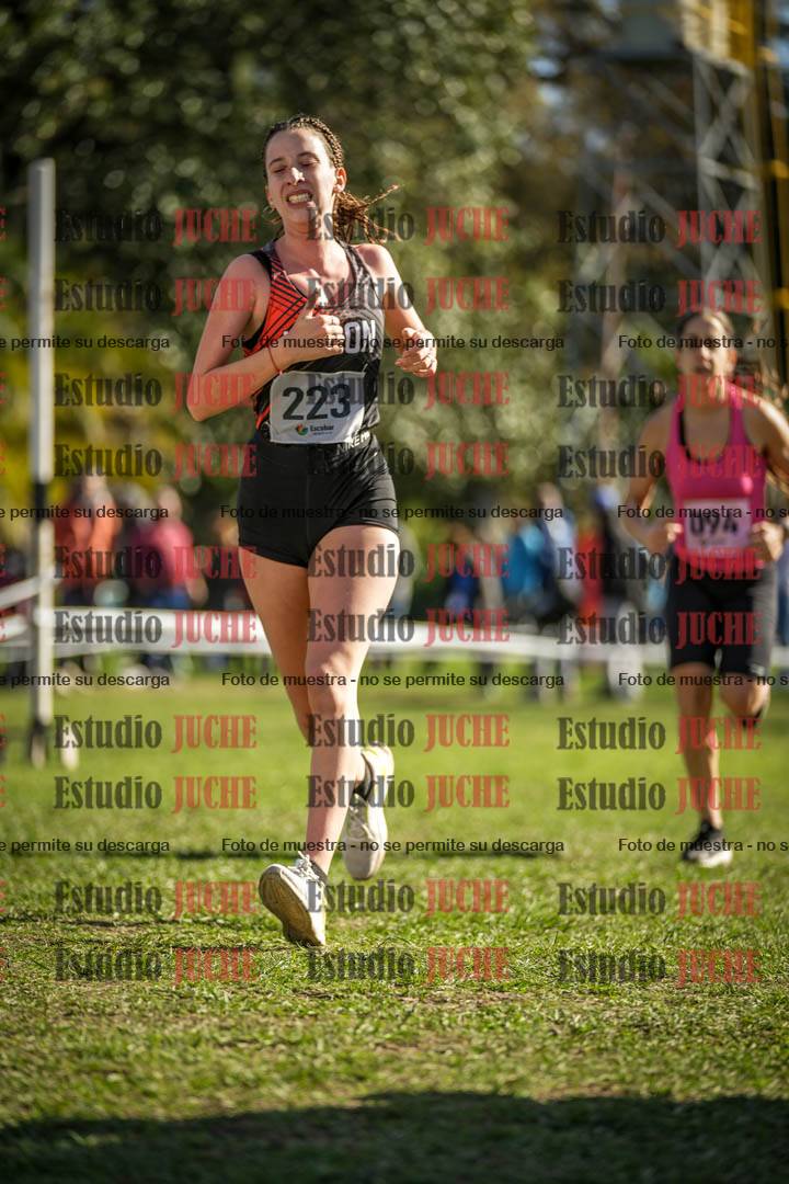 Fotos de la llegada del cross de 6000 m