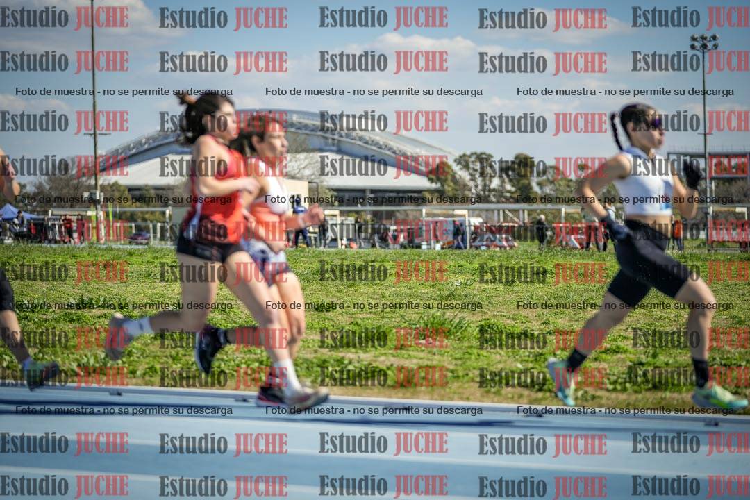 Fotos de los 5000 m llanos de mujeres y varones