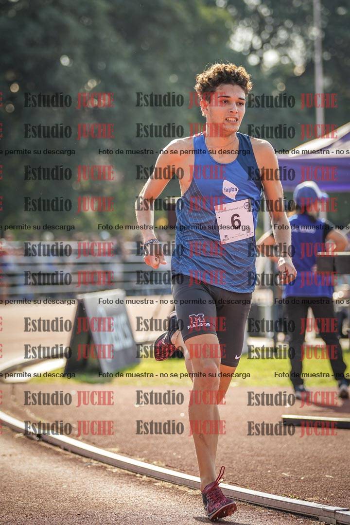 Fotos de los 800 m llanos de varones